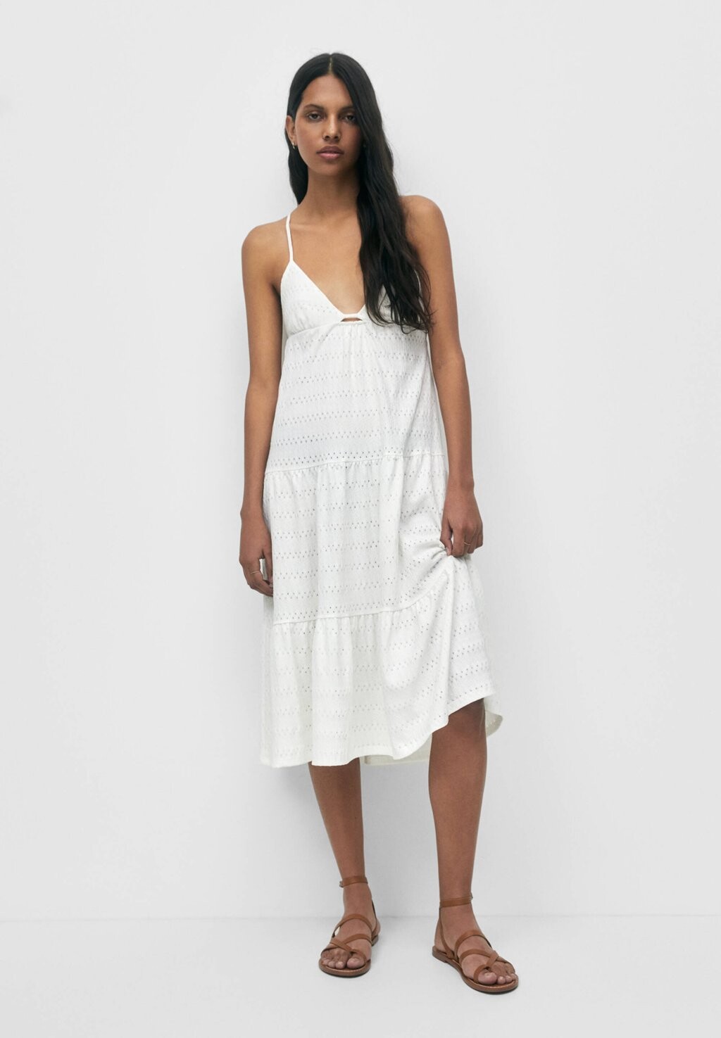 

Летнее платье PULL&BEAR, белый