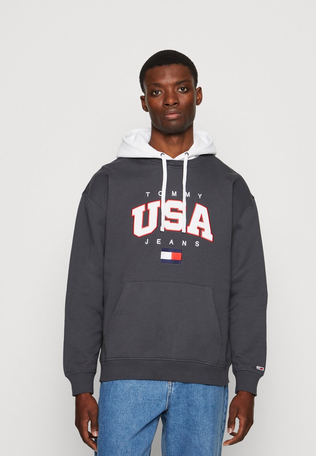 

Толстовка Tommy Jeans