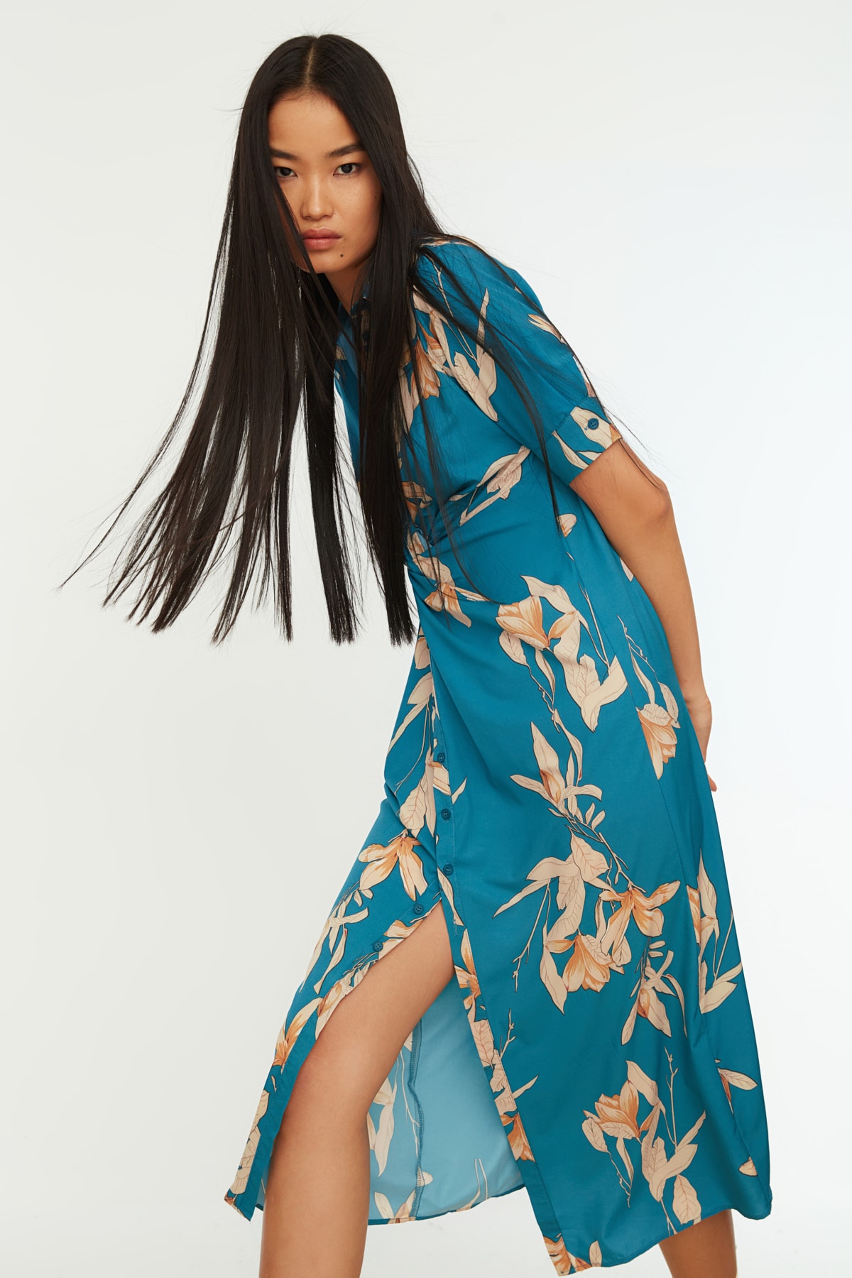 Платье Trendyol с рюшами, синий/бежевый платье пуэнтер с рюшами oasis бежевый
