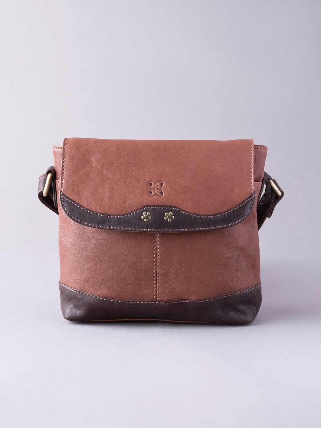 

Кожаная сумка через плечо 'Hartsop' с клапаном Lakeland Leather, коричневый