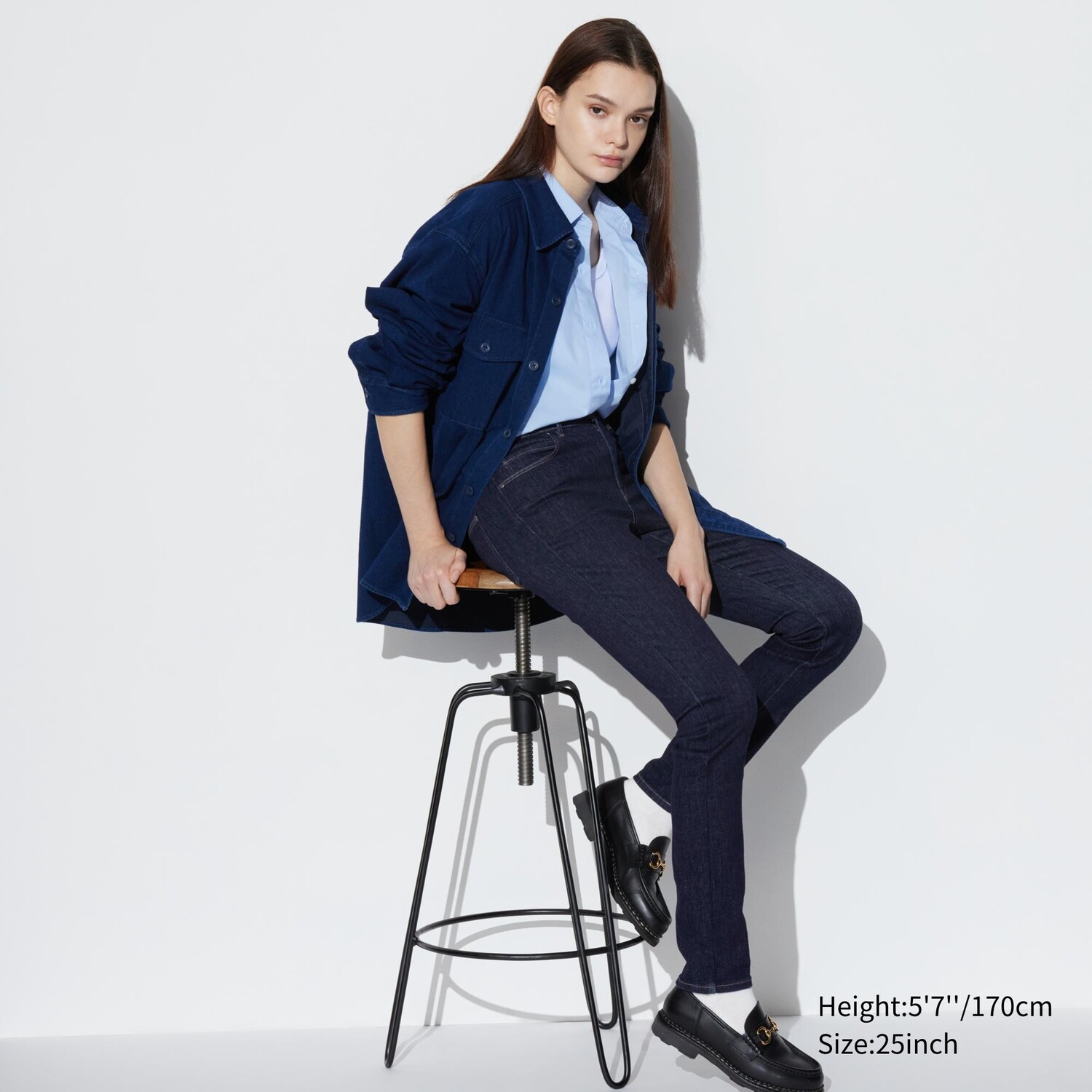 

Джинсы Uniqlo женские ультра-стрейч узкого кроя, темно-синий
