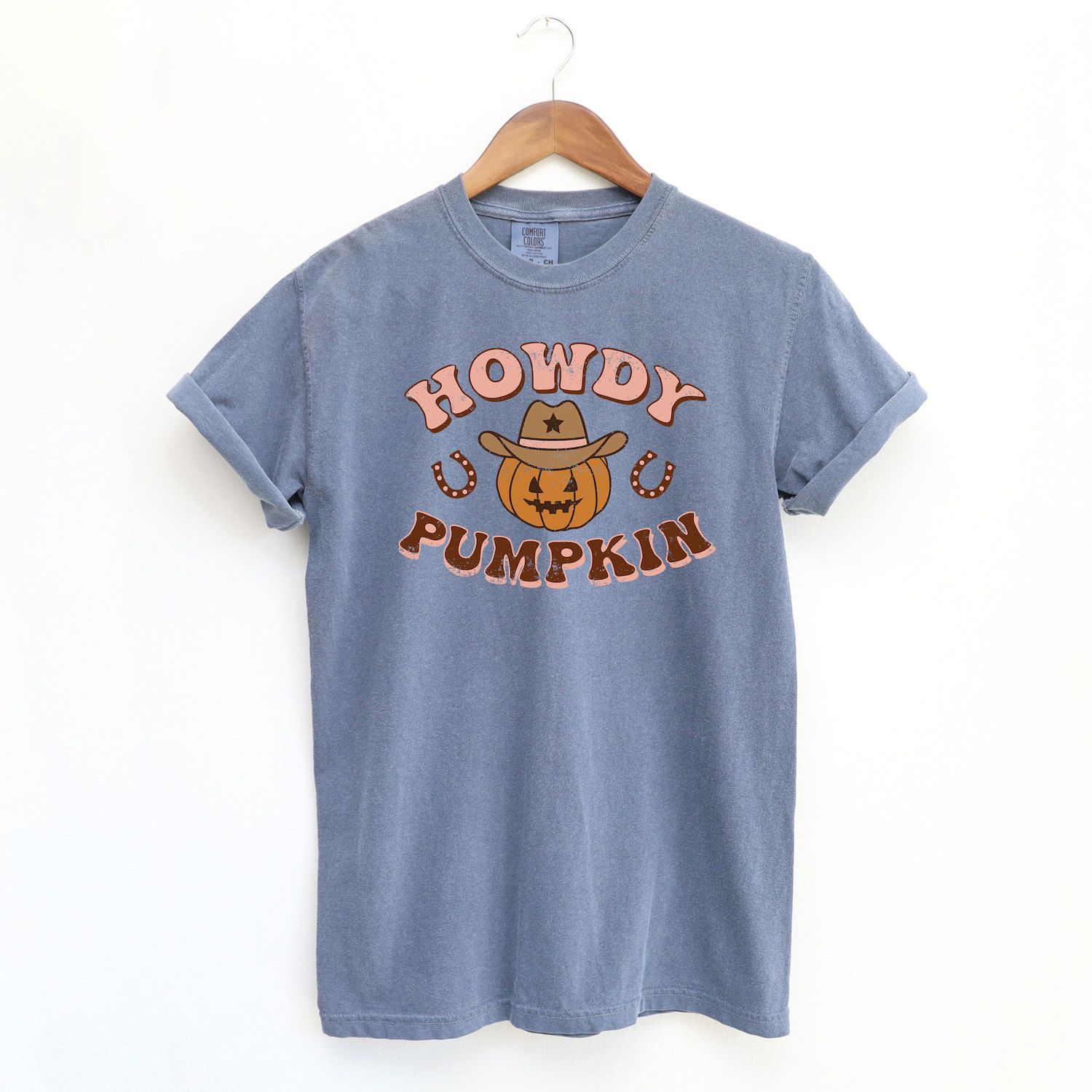 Ковбойские футболки Howdy Pumpkin, окрашенные в одежду Simply Sage Market