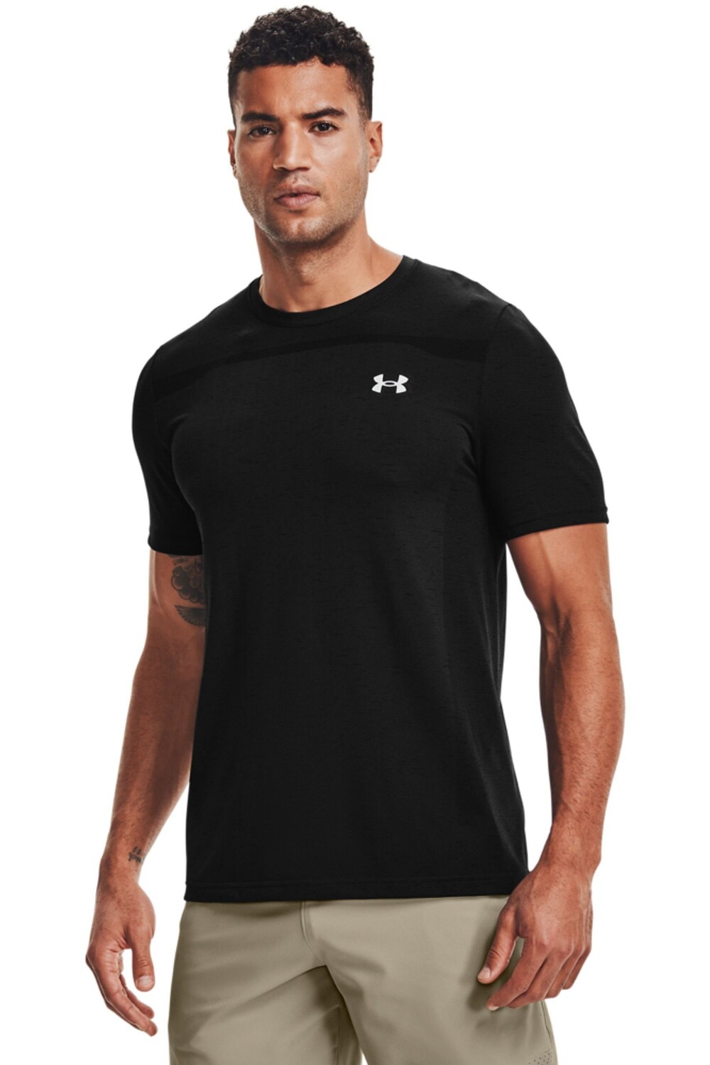 

Черная бесшовная футболка Under Armour, черный