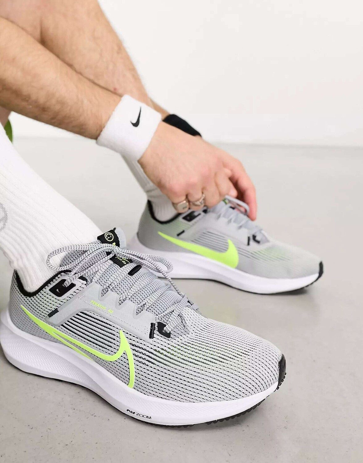 

Серые кроссовки Nike Air Zoom Pegasus 40 Nike, Серый