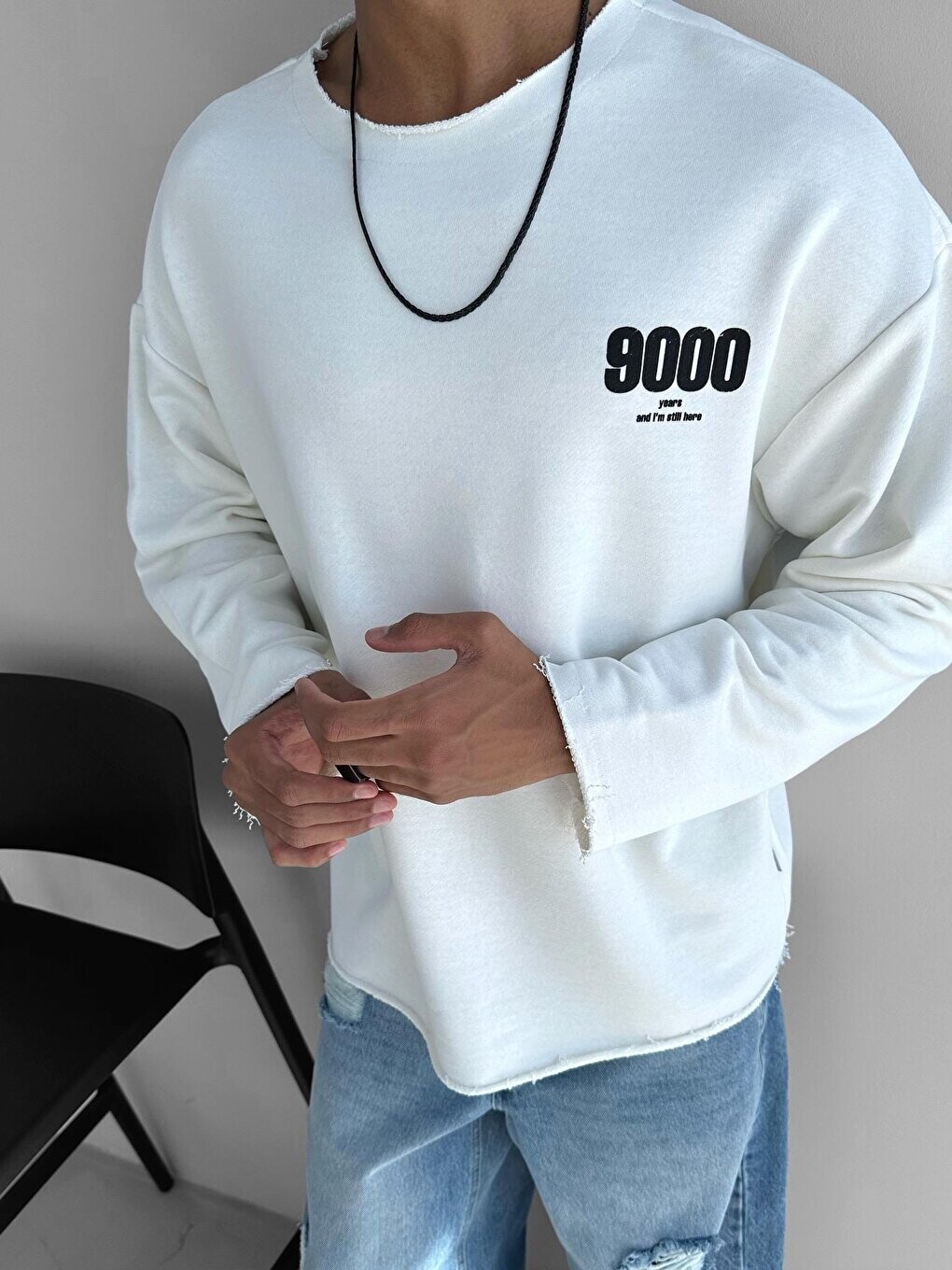 

Толстовка Oversize с широким воротником и принтом, белая ablukaonline, Белый