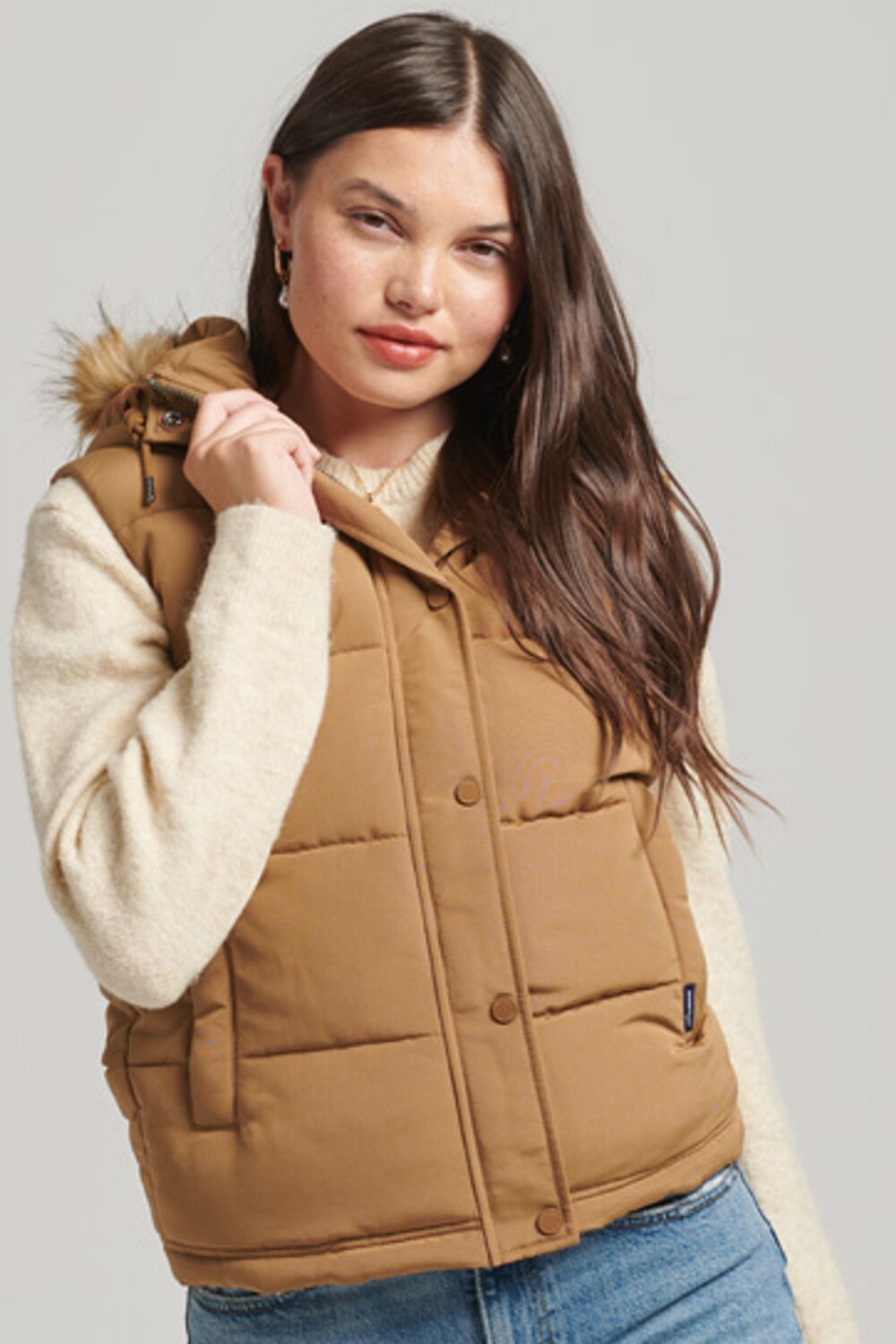 

Винтажный жилет Everest с искусственным мехом Superdry