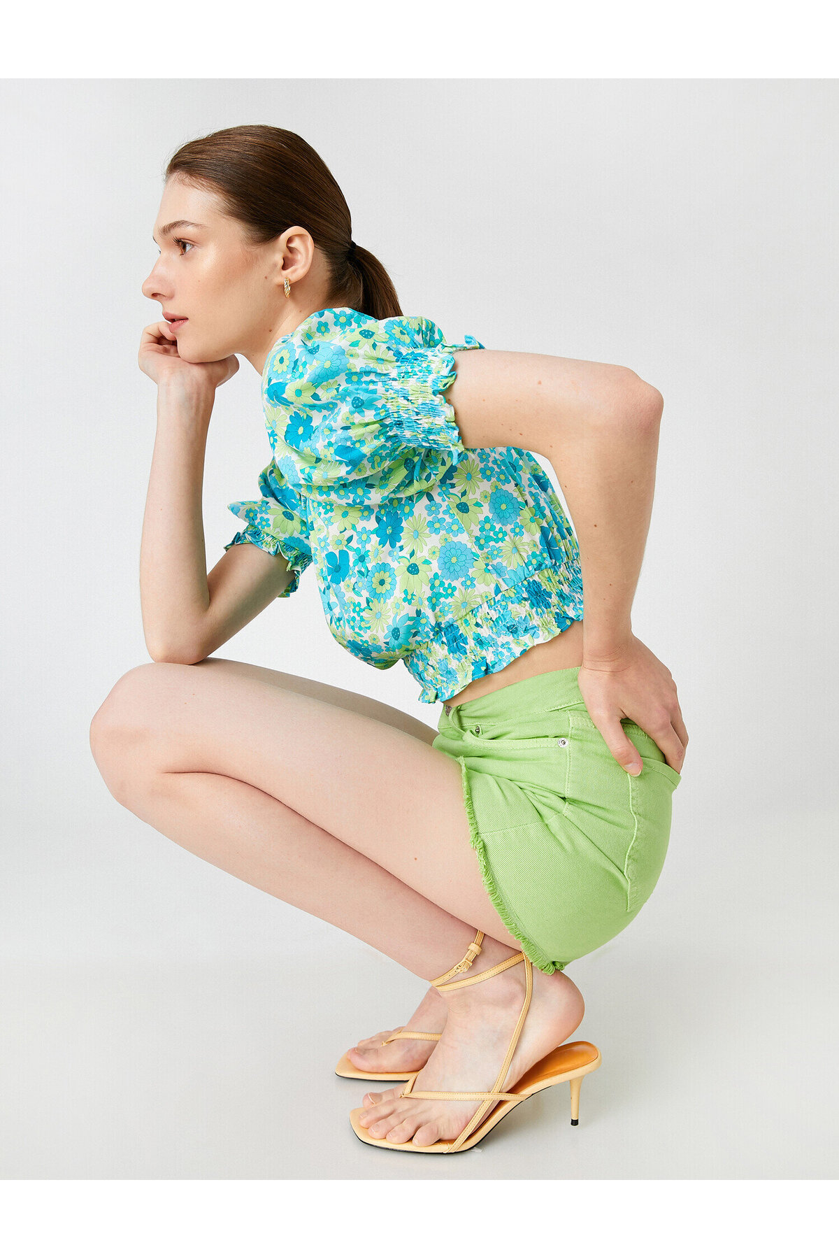 Укороченная блузка с объемными рукавами Gipe Detailed Koton, разноцветный