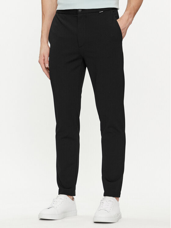 

Брюки из ткани комфортного кроя Calvin Klein, черный