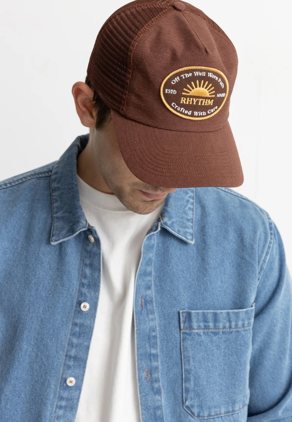 

Бейсболка WORN PATH TRUCKER Rhythm, цвет brown