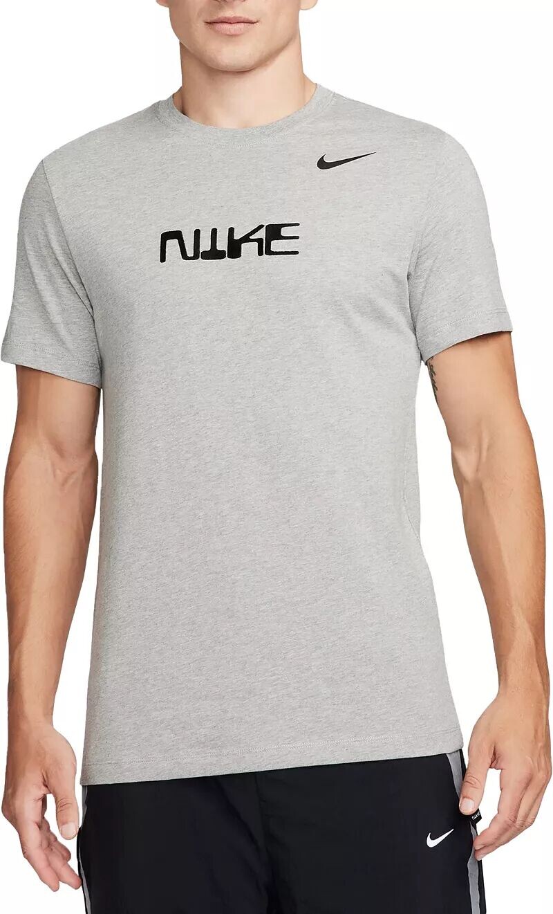 

Мужская футбольная футболка с коротким рукавом Nike