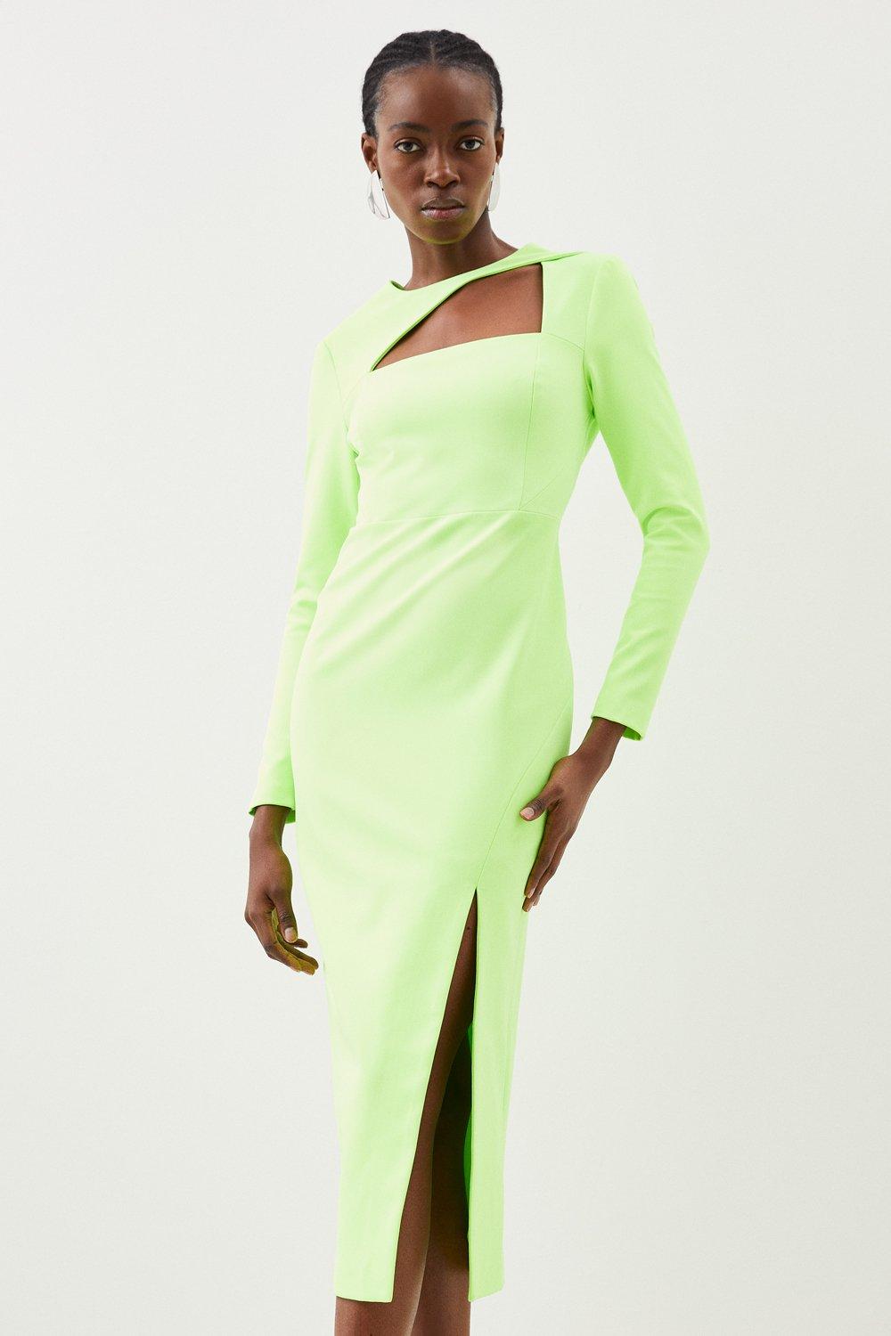 цена Индивидуальное платье-карандаш из эластичного крепа с асимметричными вставками Karen Millen, цвет neon-lime