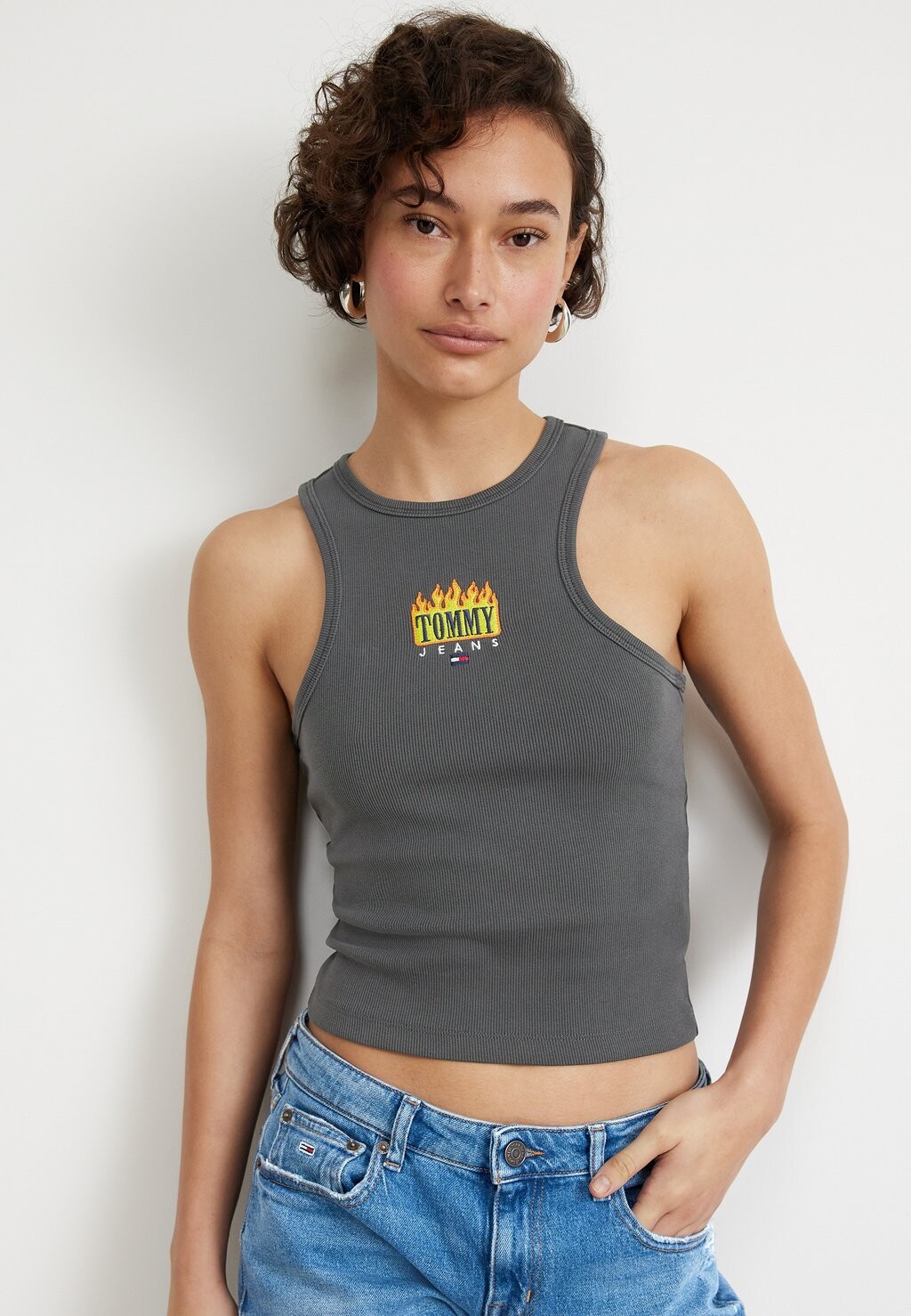 

Топ Tommy Jeans, черный