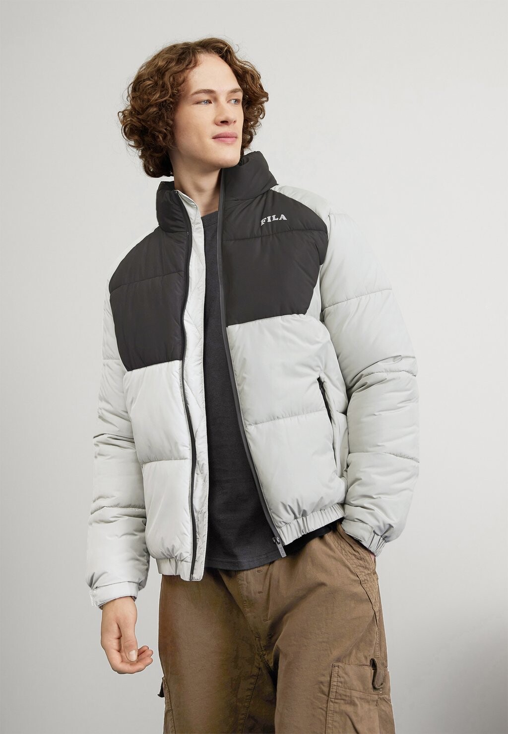 

Зимняя куртка Fila