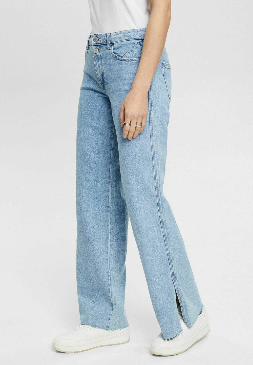 

Джинсы свободного кроя Esprit