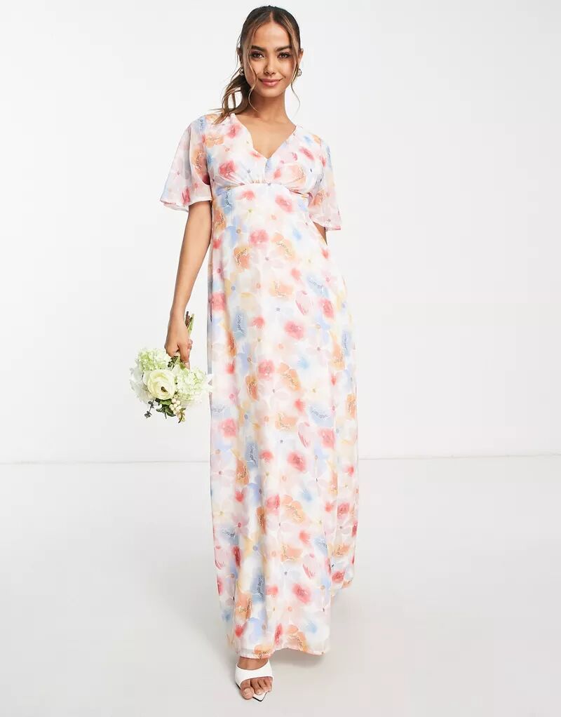 Разноцветное шифоновое платье макси с запахом и цветочным принтом Blume Bridal и струящимися рукавами