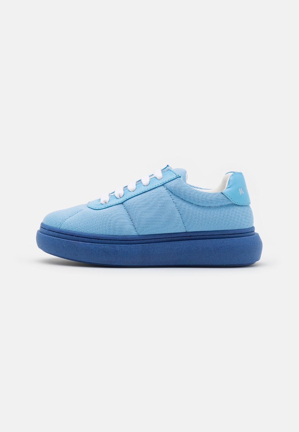 

Низкие кроссовки Unisex Marni, цвет sky blue