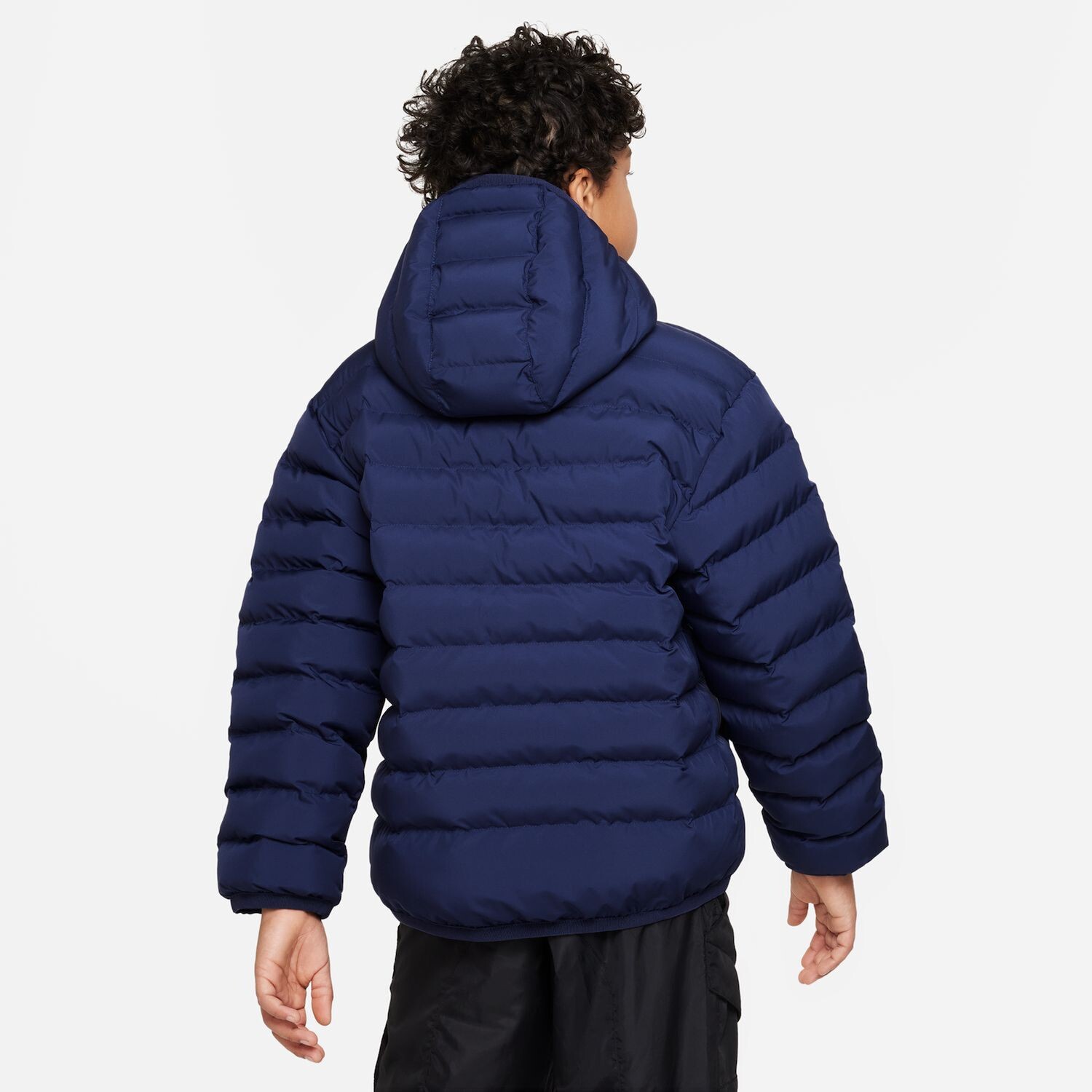 

Куртка Nike Sportswear с капюшоном и синтетическим наполнителем для мальчиков 8–20 лет Nike, синий