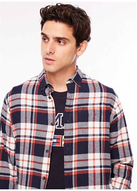 

Красная мужская рубашка Jack & Jones