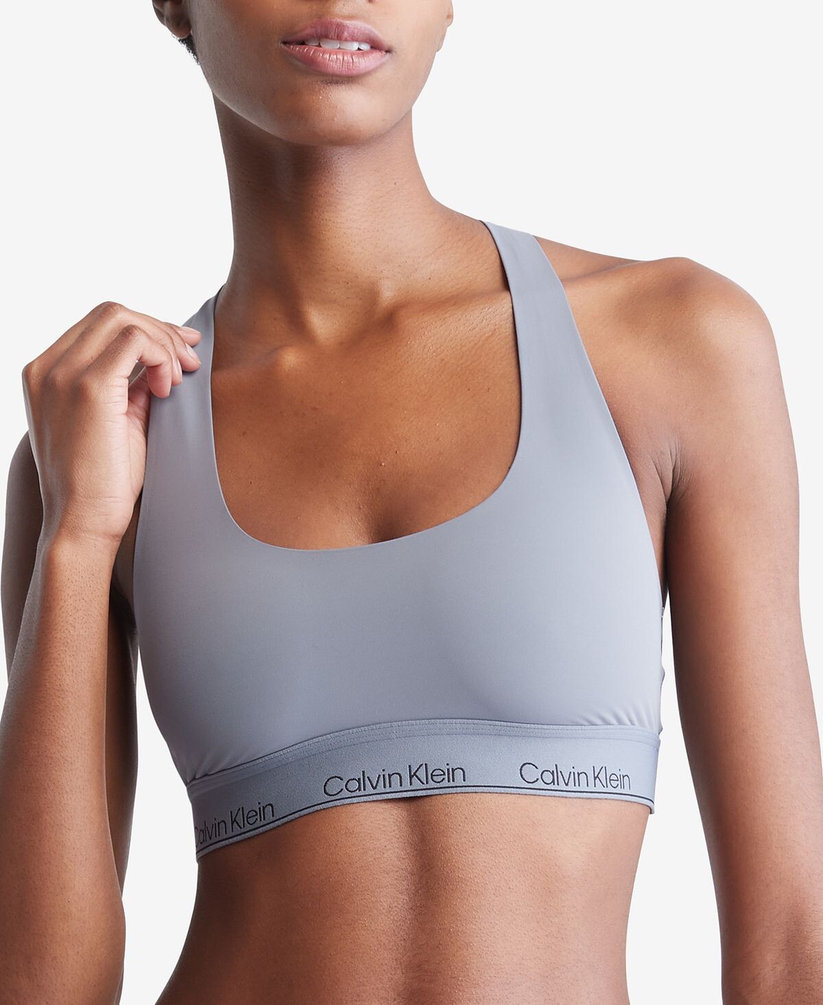 

Женский бюстгальтер без подкладки Modern Performance QF6922 Calvin Klein