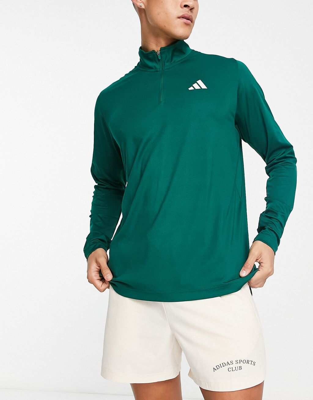 

Зеленый топ на молнии 1/4 с графическим принтом на спине adidas Training Sports Club