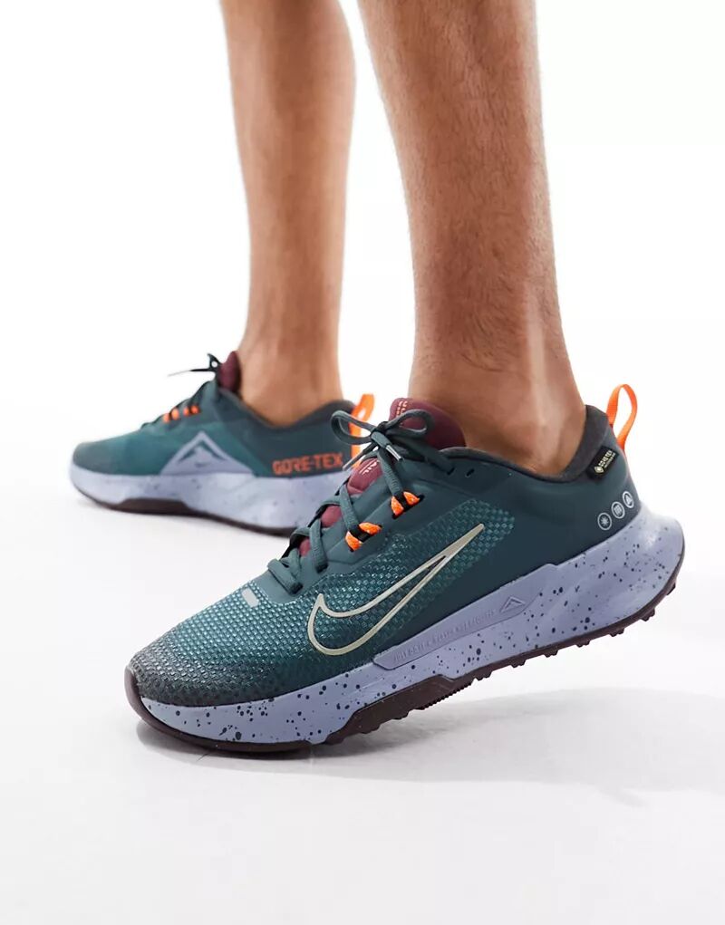 

Кроссовки Nike Juniper Trail 2 GTX цвета хаки и оранжевого цвета