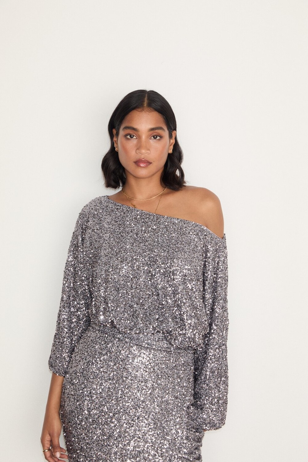 

Блуза SEQUIN TILLY Never Fully Dressed, серебристого цвета