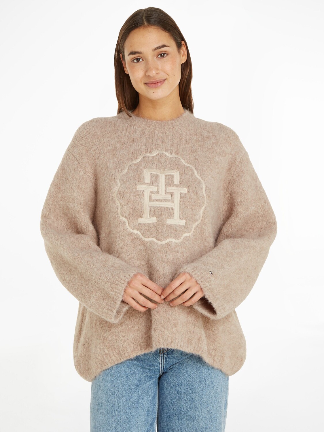 

Джемпер оверсайз из смесовой шерсти альпаки Tommy Hilfiger, кашемировый крем