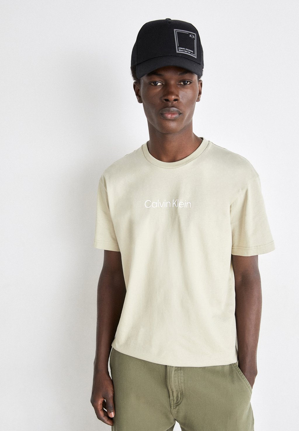 Базовая футболка Hero Logo Comfort Calvin Klein, цвет eucalyptus