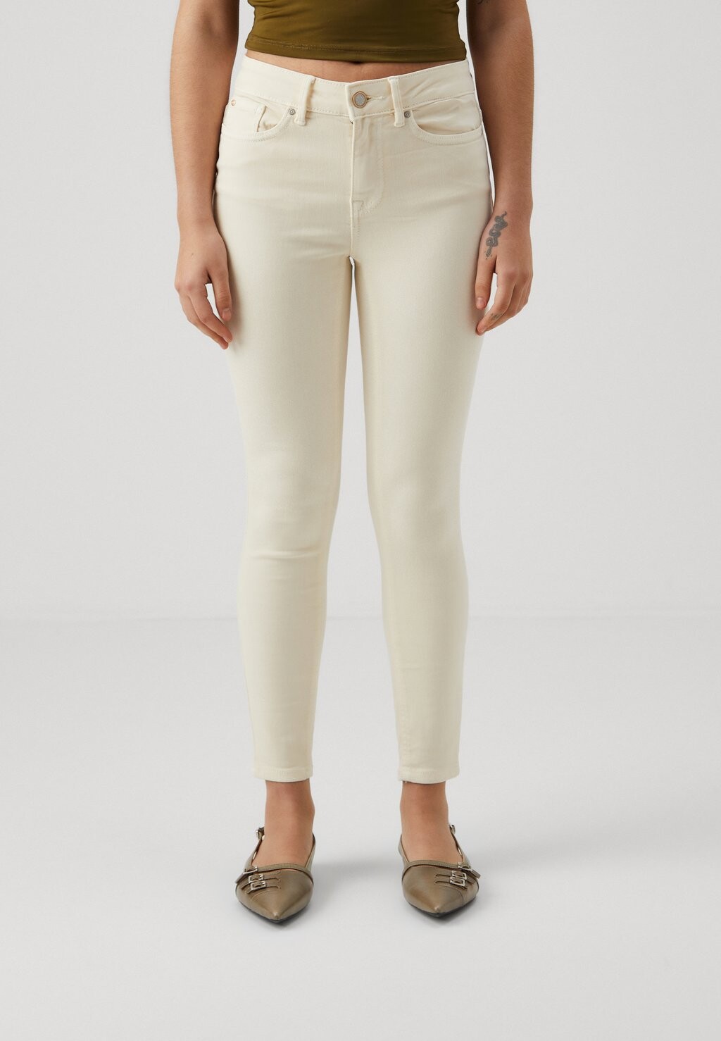 

Джинсы Skinny Fit VMFLASH Vero Moda Petite, цвет ecru