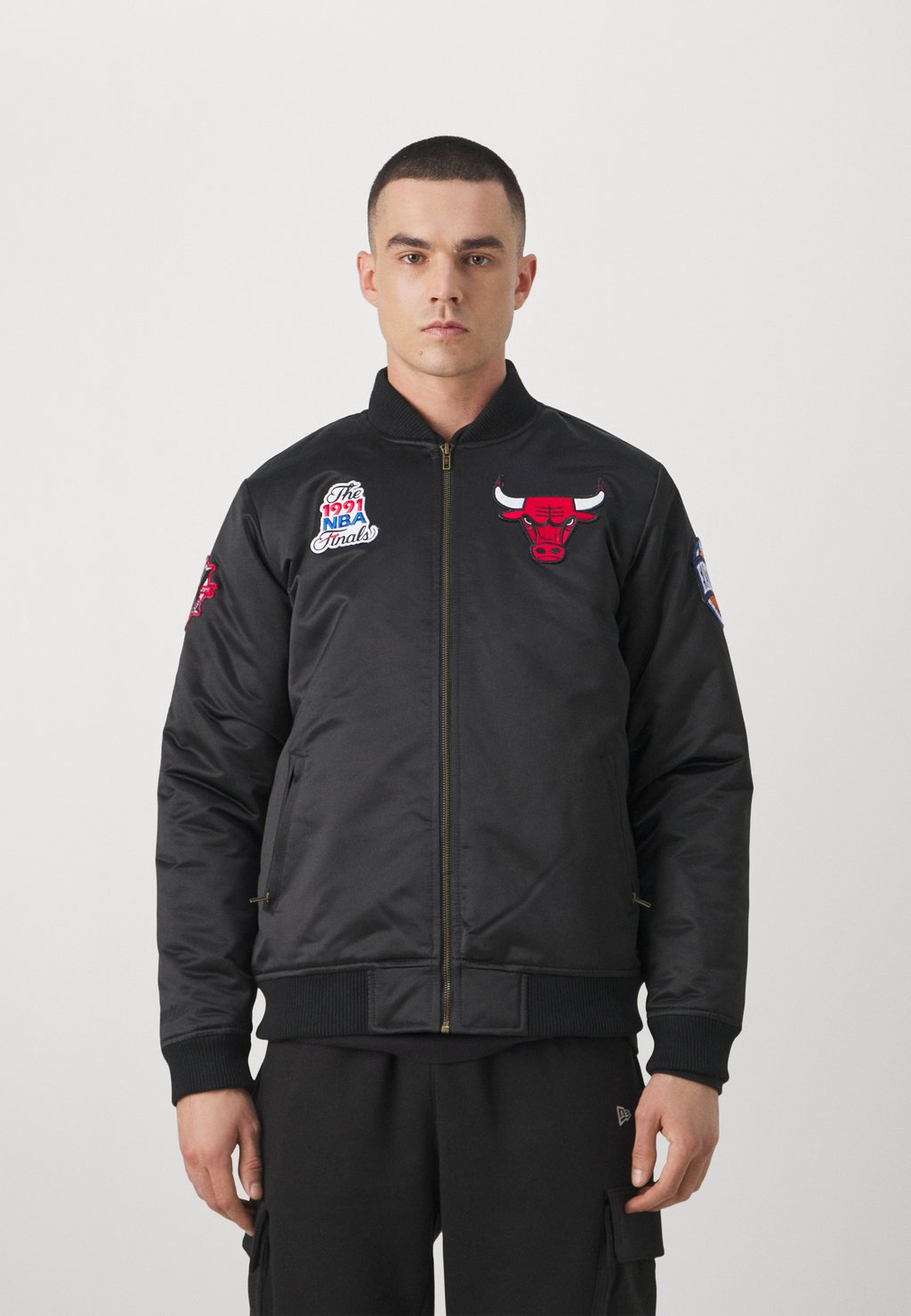 

Команда Nba Chicago Bulls Jacket Mitchell & Ness, черный