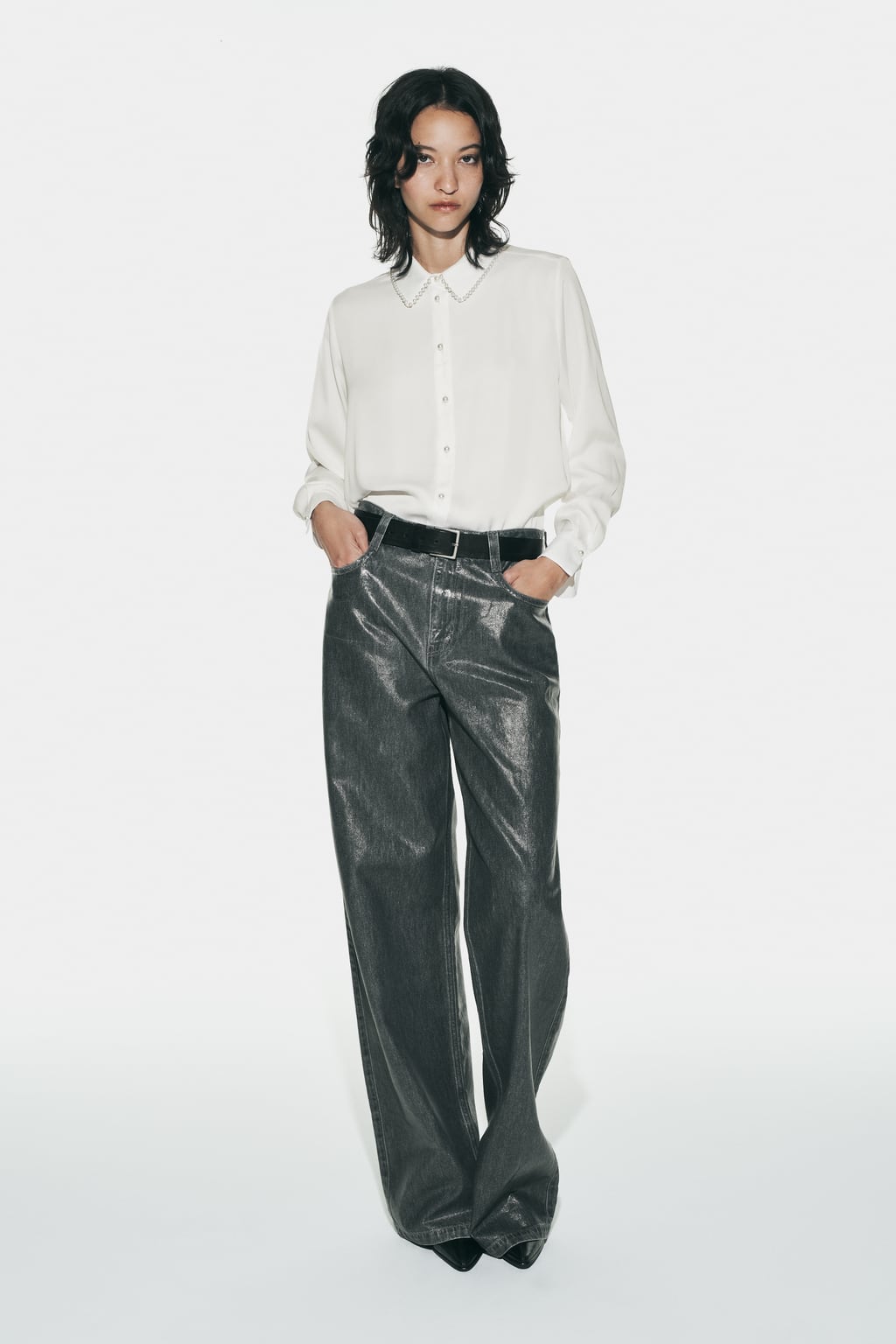 

Атласная рубашка с искусственным жемчугом ZARA, белый