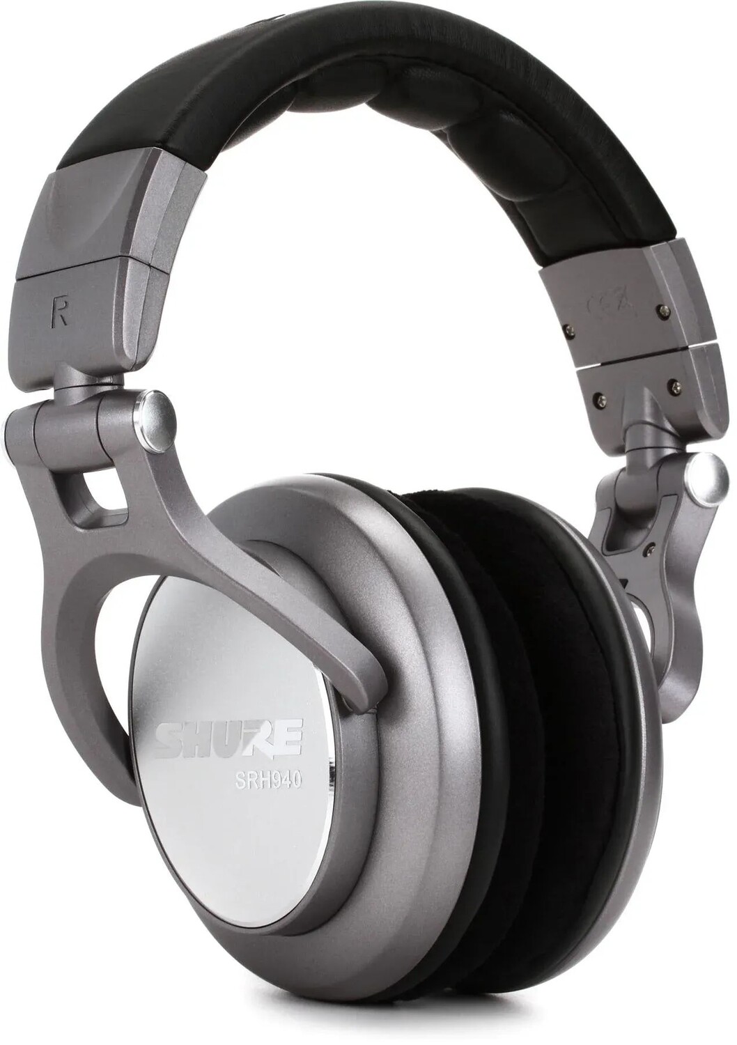 

Эталонные профессиональные студийные наушники закрытого типа Shure SRH940