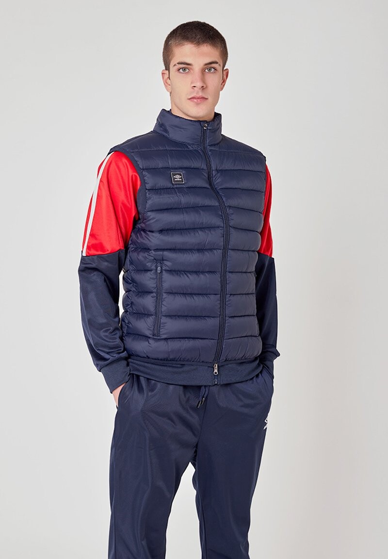 

Жилет Umbro