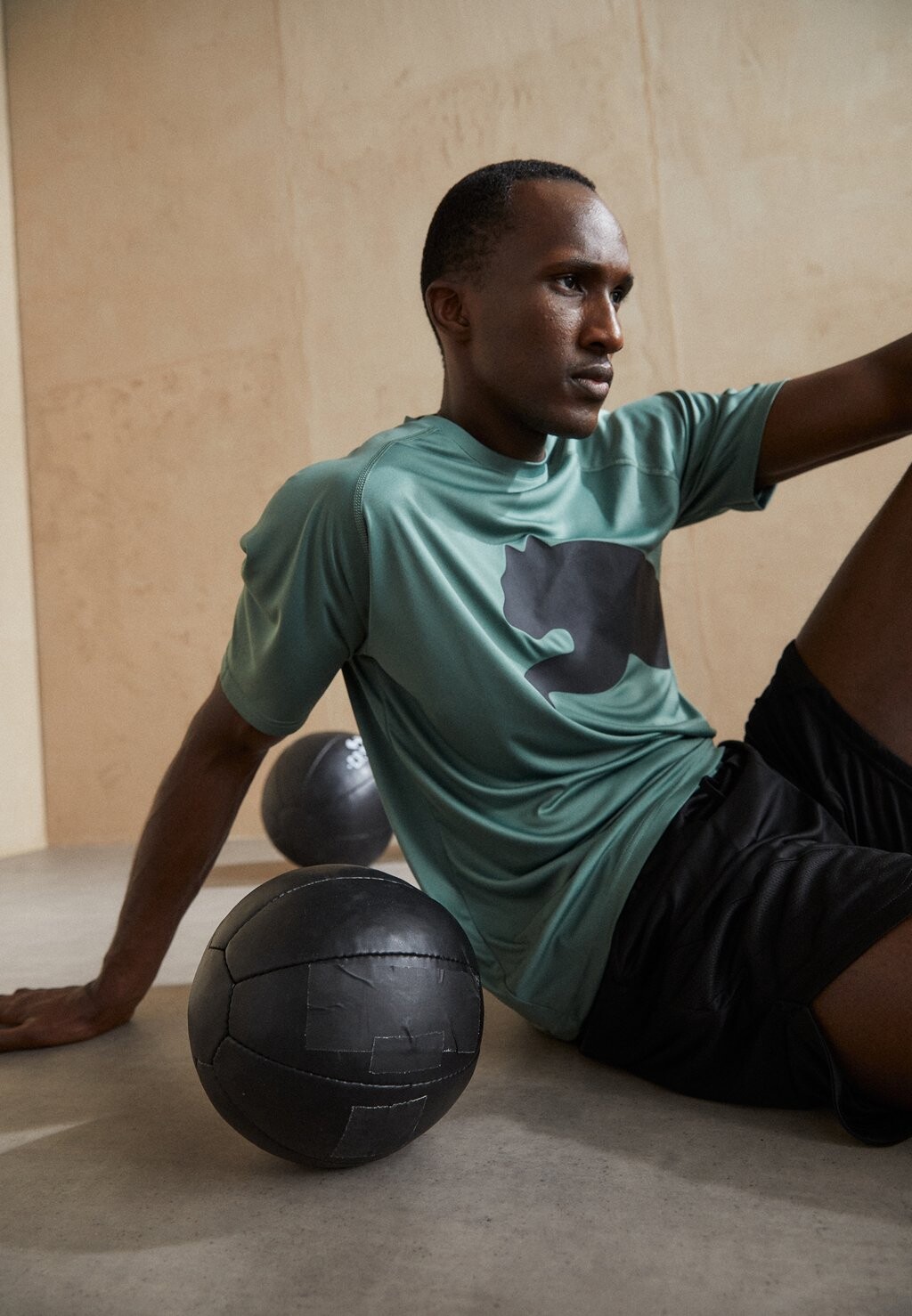 

Футболка Puma