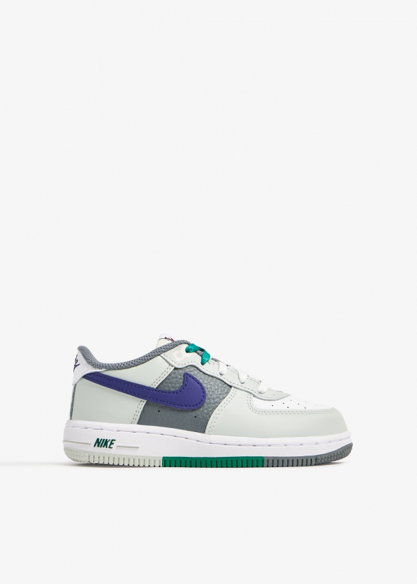 

Кроссовки Nike Air Force 1 LV8, серый