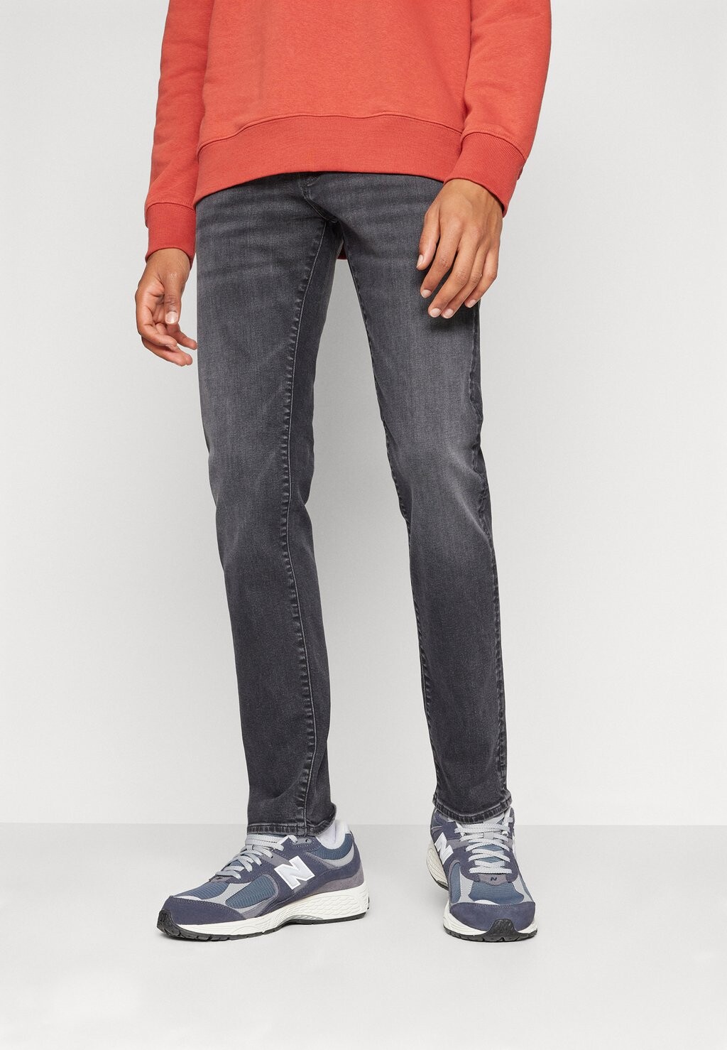 

Джинсы узкого кроя Jack & Jones, черный деним