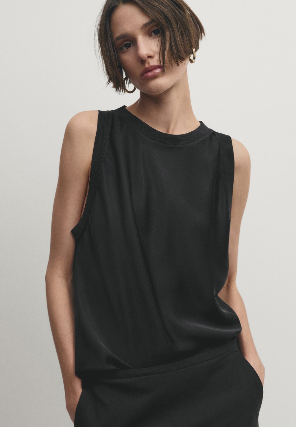 Блузка With Detail Massimo Dutti, черный