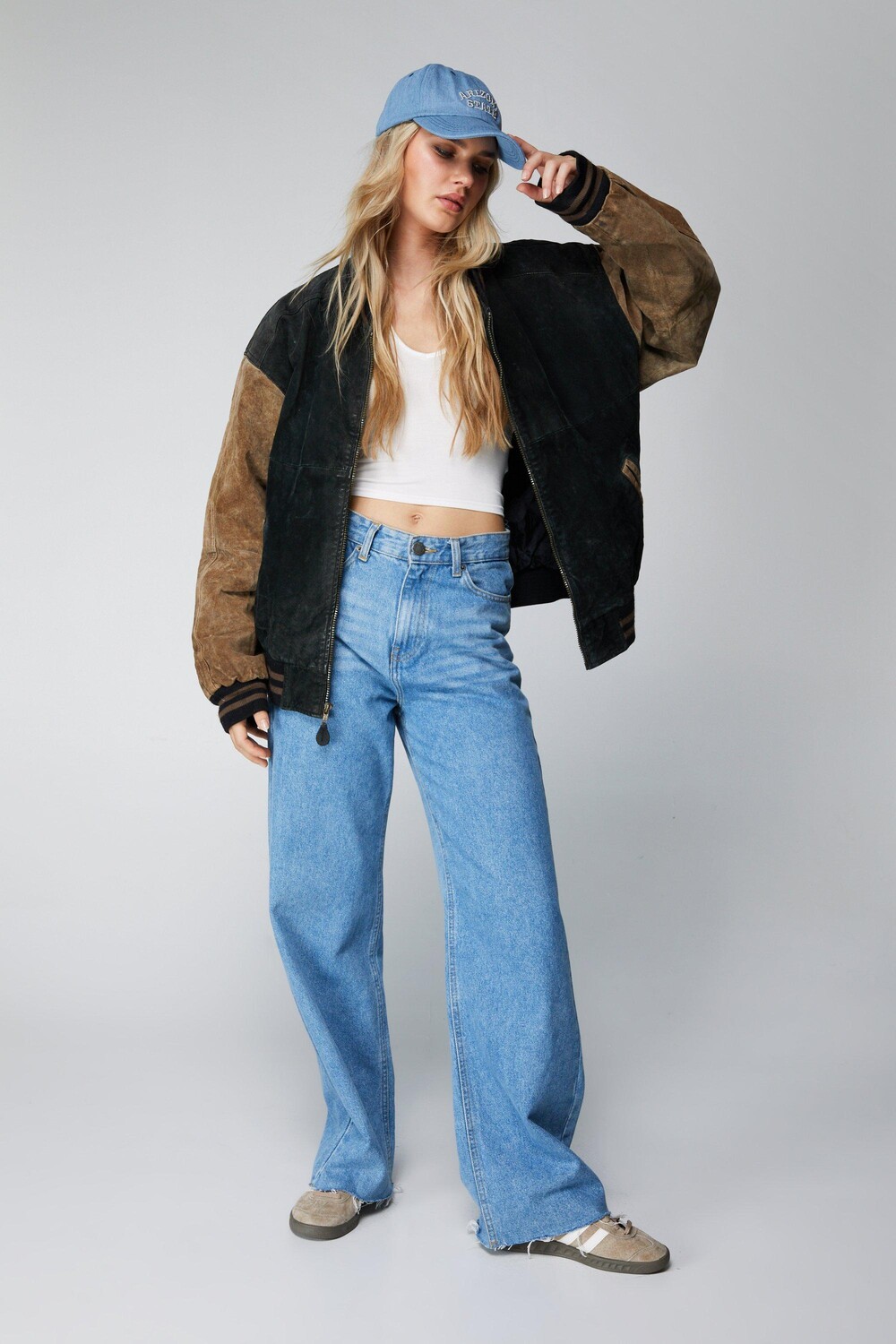

Топ с V-образным вырезом через шею Nasty Gal, белый