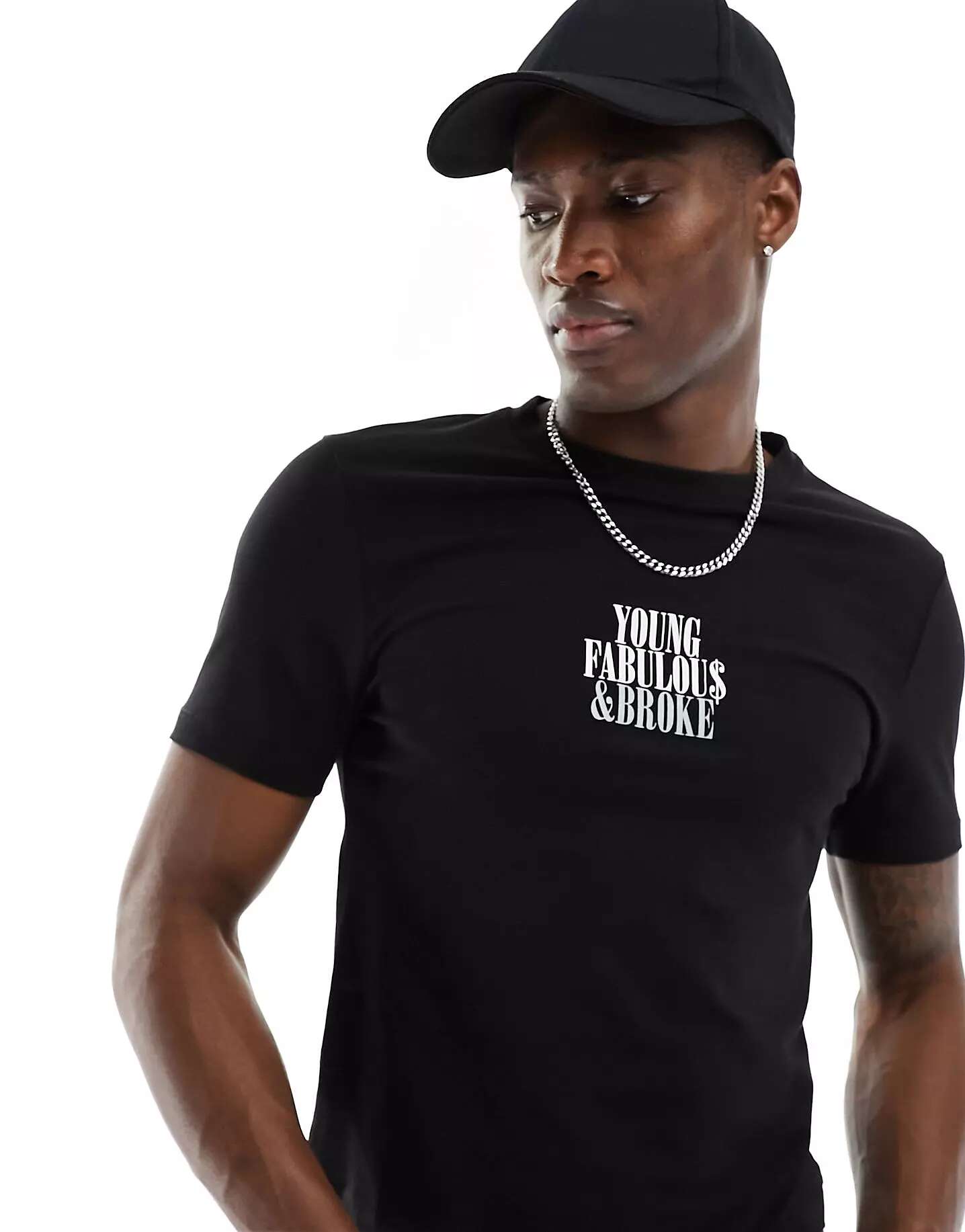 укороченная футболка с надписью fashion babe Черная укороченная футболка с надписью ASOS