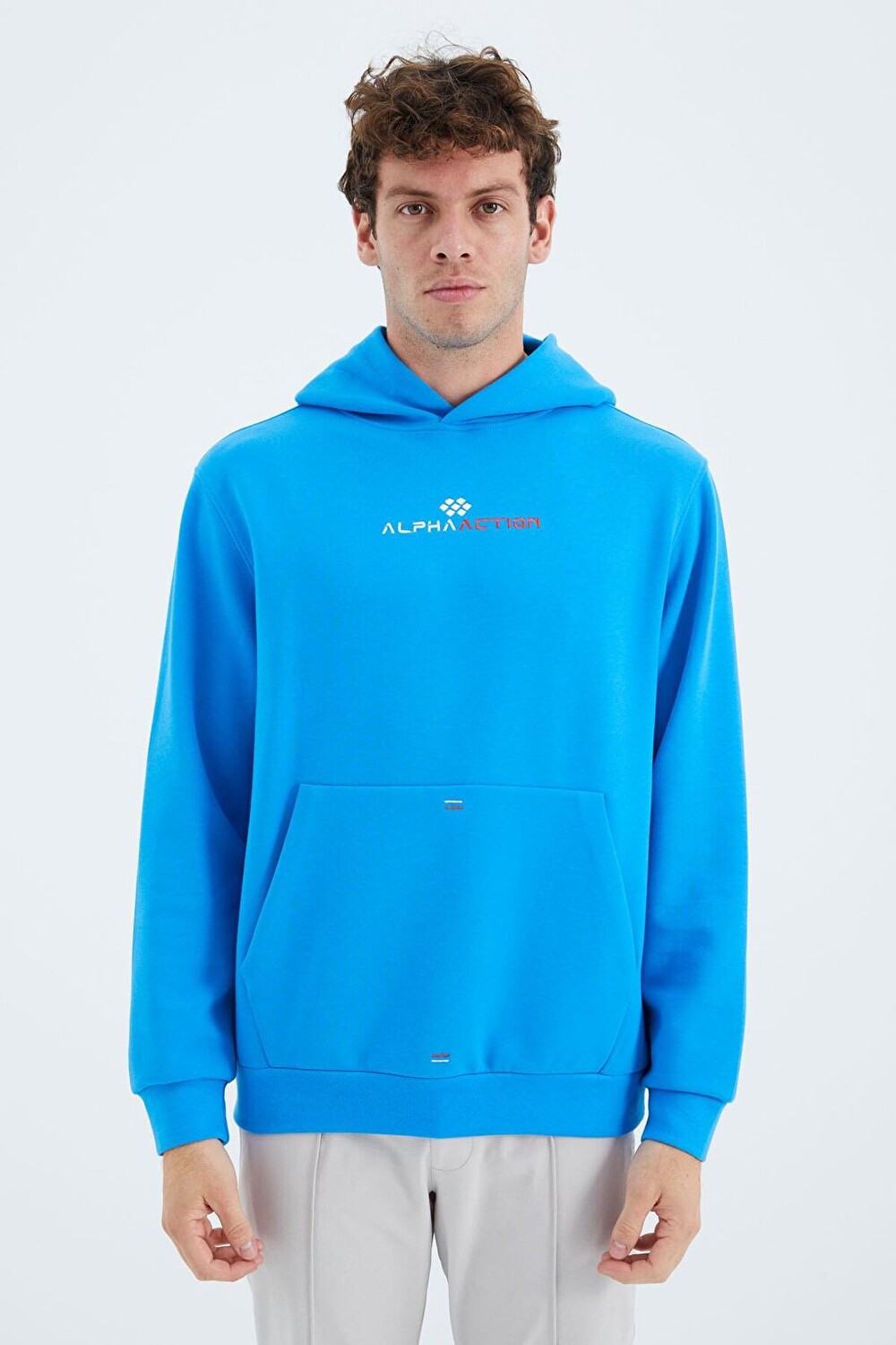 

Мужская толстовка удобного кроя с капюшоном и карманом-кенгуру Saks TOMMYLIFE