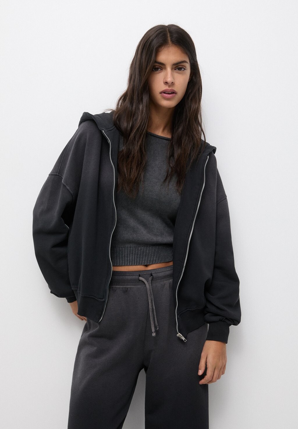 

Толстовка PULL&BEAR, цвет black