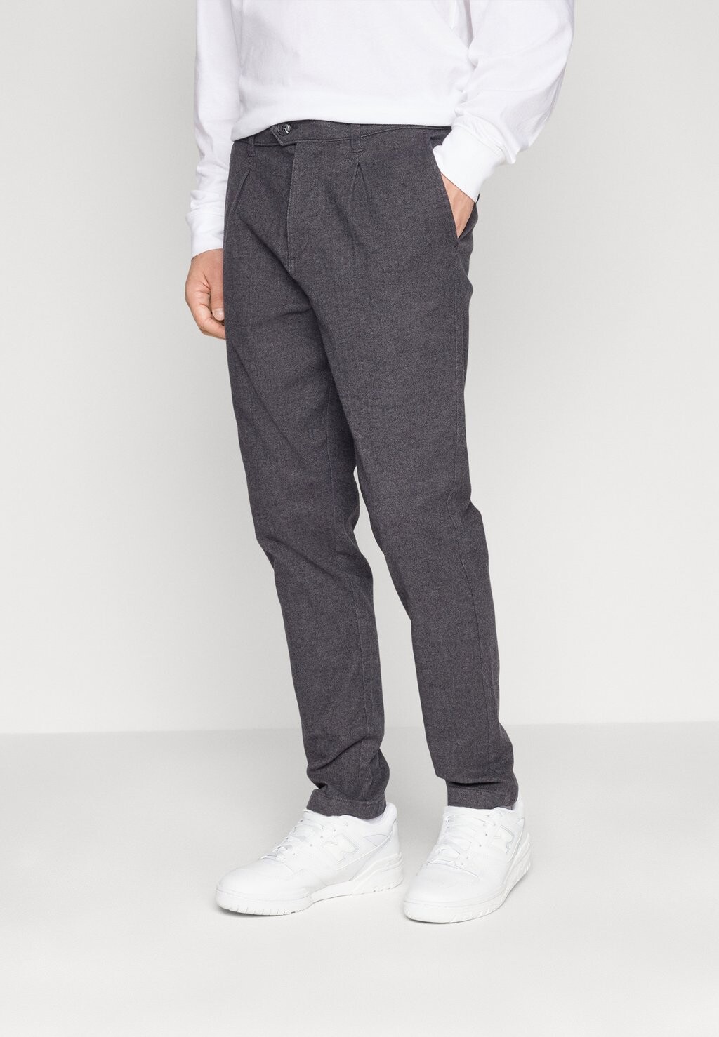 

Брюки JPSTACE JJHARVEY Jack & Jones, темно-серый/елочка