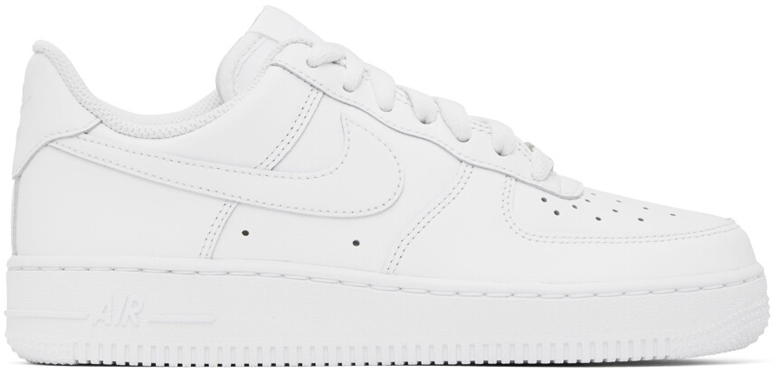 

Белые кроссовки Nike Air Force 1 07