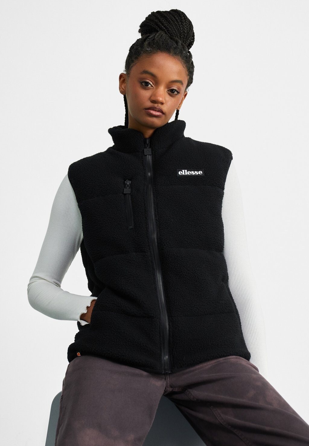 

Жилет Ellesse АСТРИ ЖИЛЕТ, черный