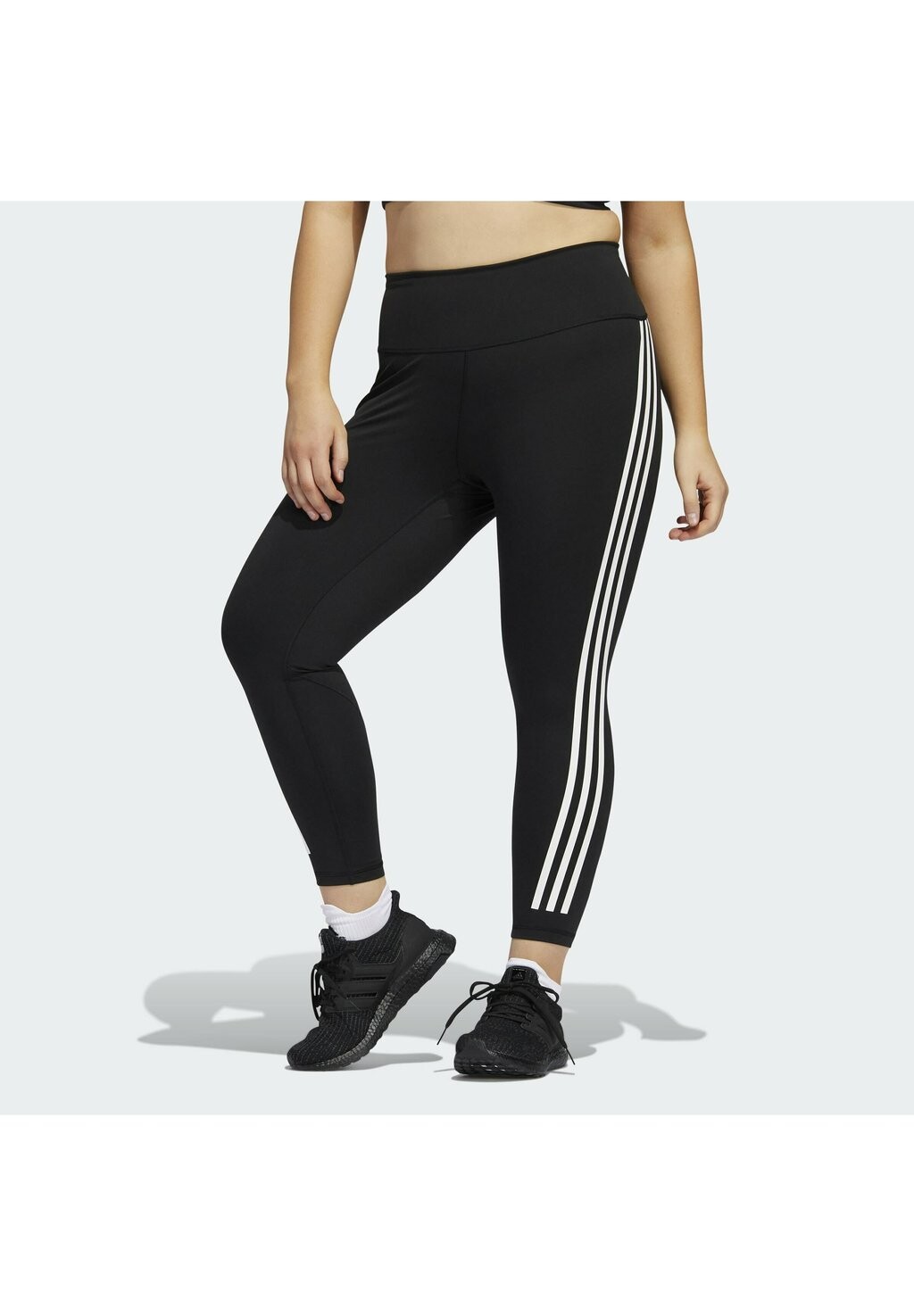

Тайтсы Adidas, черный