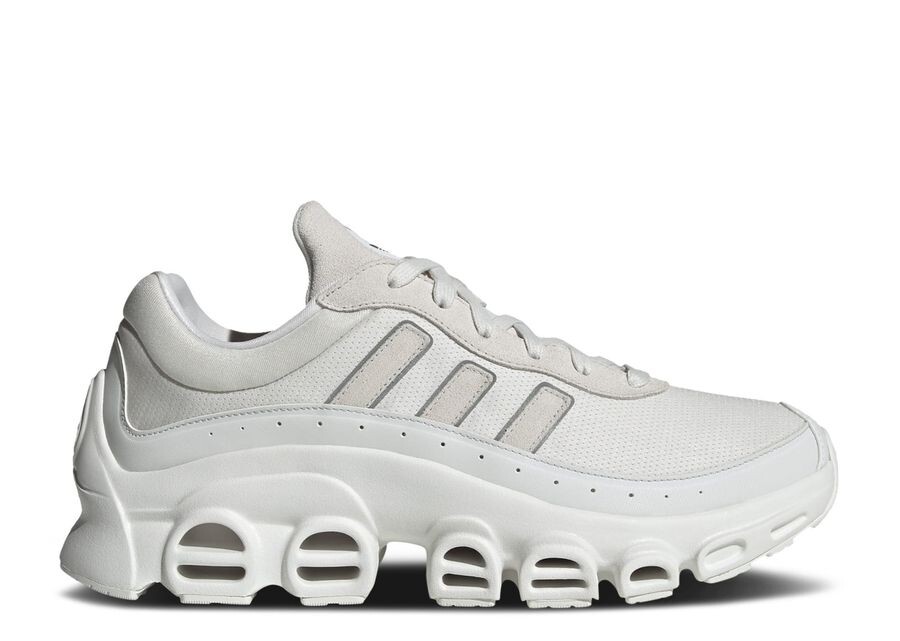 

Кроссовки adidas AdiFOM Megaride, цвет Crystal White