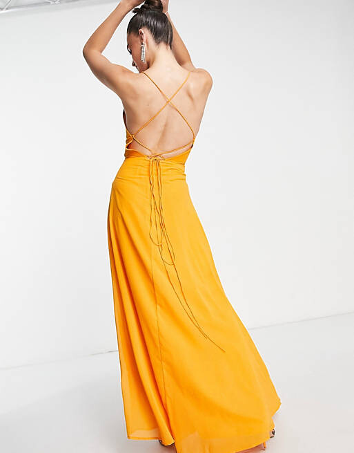 

Платье макси с запахом и шнуровкой на спине ASOS DESIGN