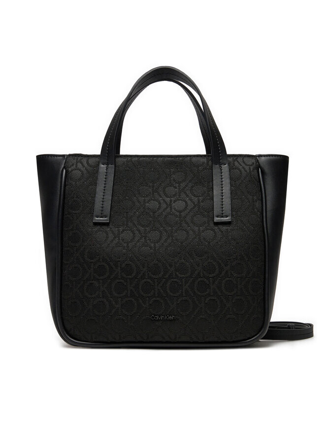 

Классическая сумка Ck Refine Small Calvin Klein, черный