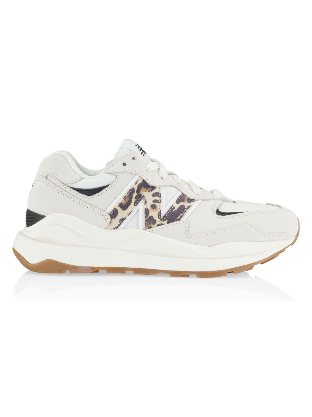 

Замшевые кроссовки 57/40 New Balance, белый