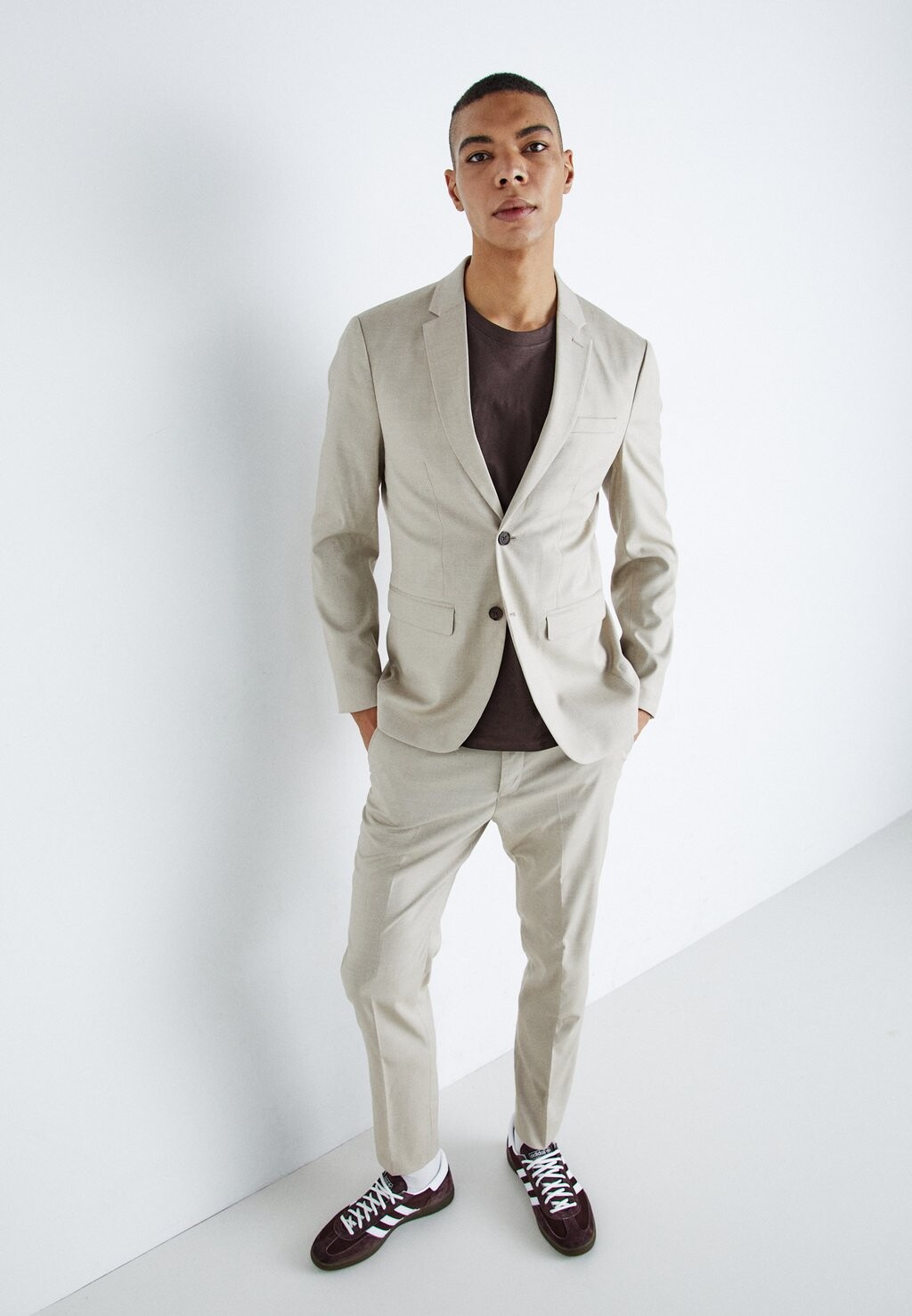

Костюм SLHSLIM CEDRIC STRUCTURE Selected Homme, цвет sand